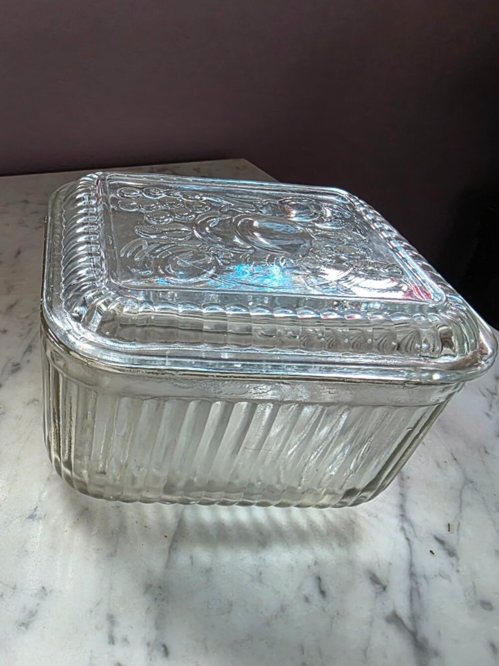 Vintage Clear Glass Refrigerator Dish w/ Lid Ribbed Square Fruit Design